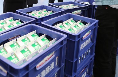 学校給食用牛乳の消費拡大に貢献