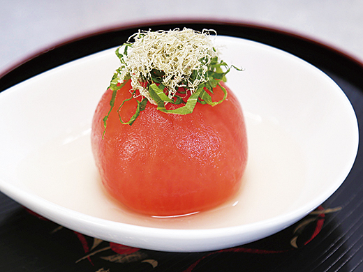 涼やかなトマトの味わいを楽しむ　トマトの冷やしおでん